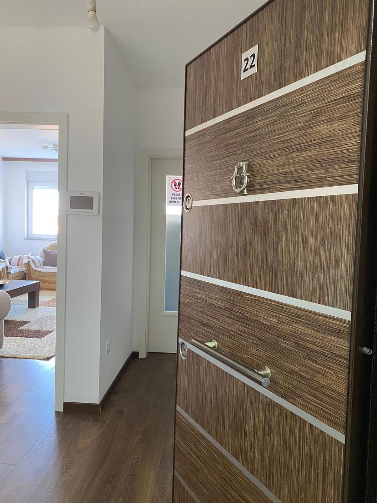 Private Apartments Prishtina Pristina Exterior foto